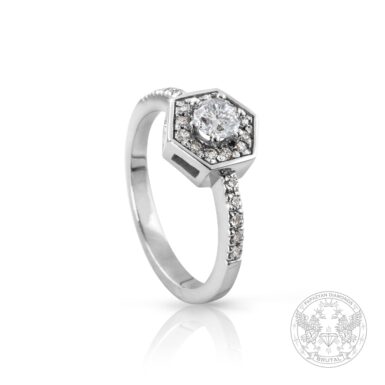 Годежен пръстен с диамант 0.30ct. GIA454