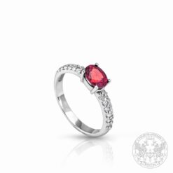 Златен пръстен с централен Рубин - 0.63 ct. и диаманти