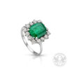 Златен пръстен с наситено зелен Изумруд и брилянти