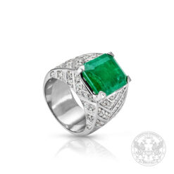 Златен пръстен с наситено зелен Изумруд- 6.15ct и брилянти