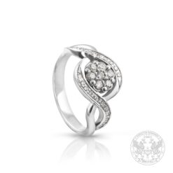 Пръстен от бяло злато с множество диаманти