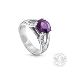 Бутиков пръстен от бяло злато с шпинел и диаманти