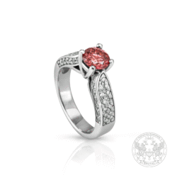 Златен пръстен с централен розов Диамант - 0.85к