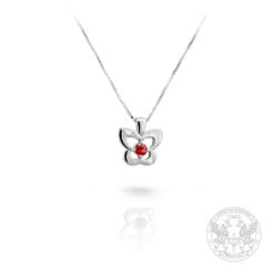 Дамски медальон под формата на пеперуда със Сапфир