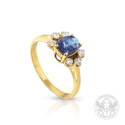 Дамски пръстен с овален Сапфир