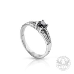 Годежен пръстен с черен диамант и брилянти от бяло злато