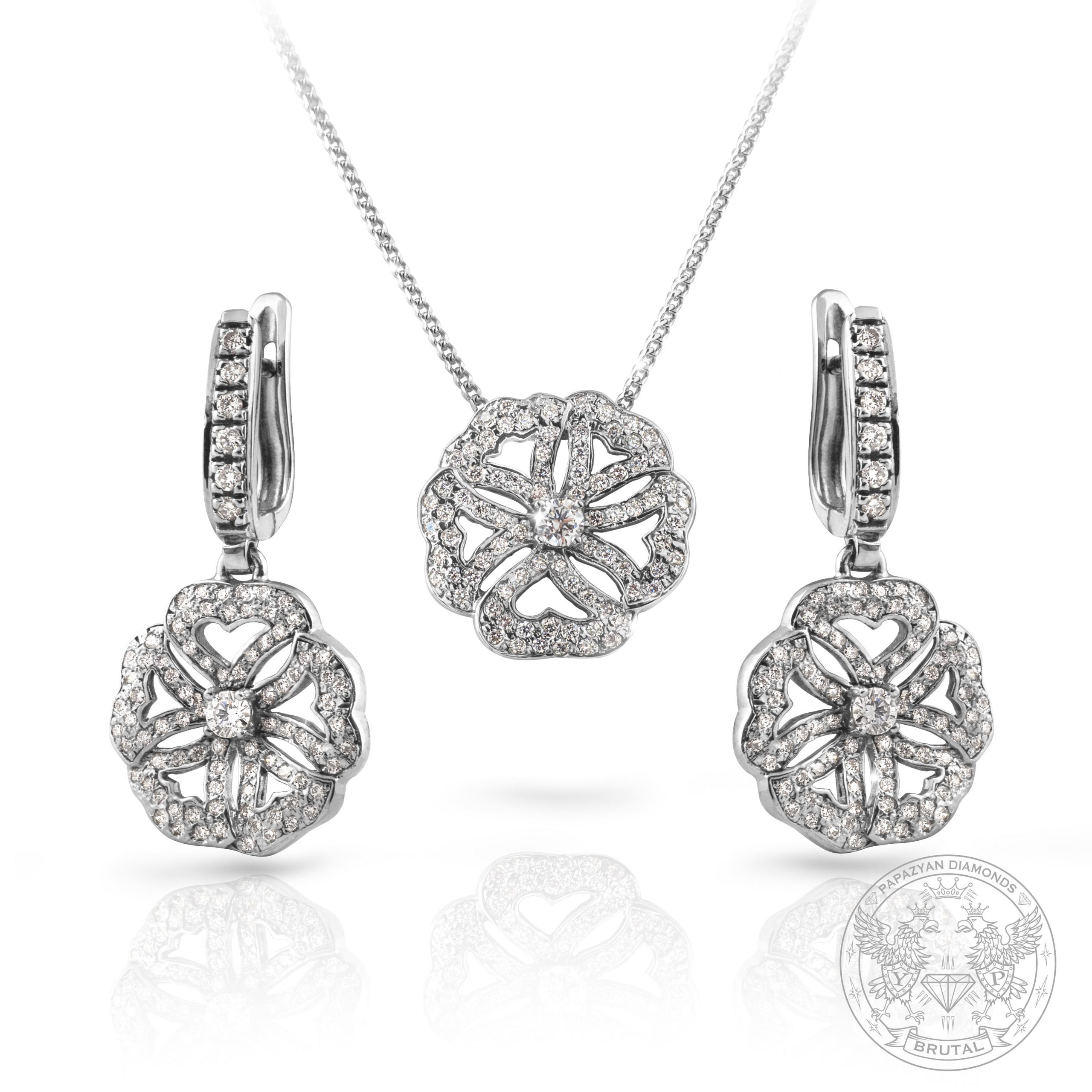 Диамантено колие и обеци детелина с множество брилянти BR400