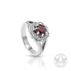 Пръстен бяло злато с централен червен Диамант – 0,56 ct