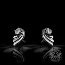 Златни обеци с диаманти