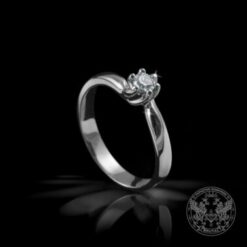 Пръстен в бяло злато с централен Диамант - 0,19 ct.