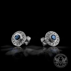 Златни обeци с диаманти и син сапфир